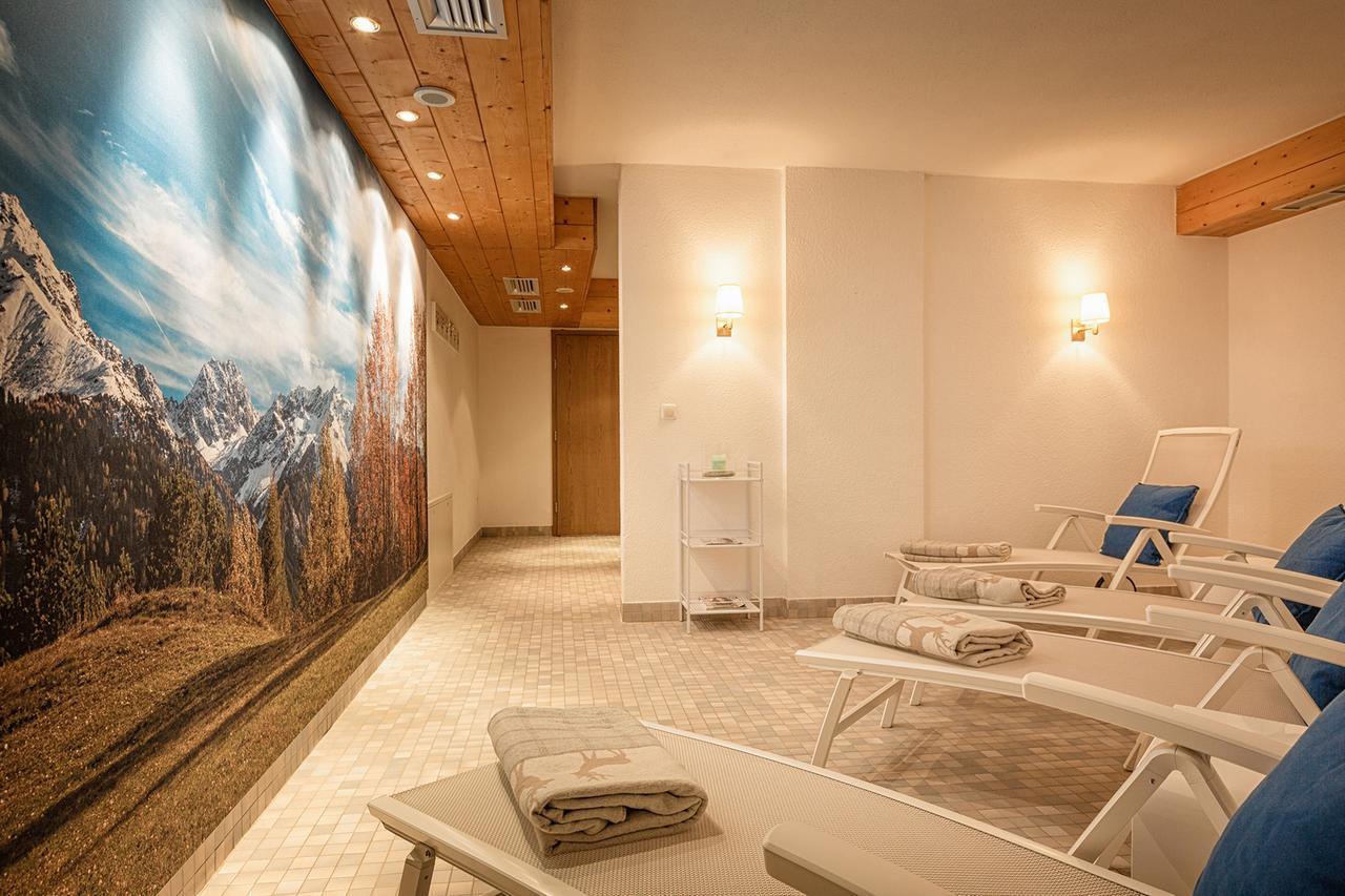 פיס Hotel Garni Hubertushof מראה חיצוני תמונה